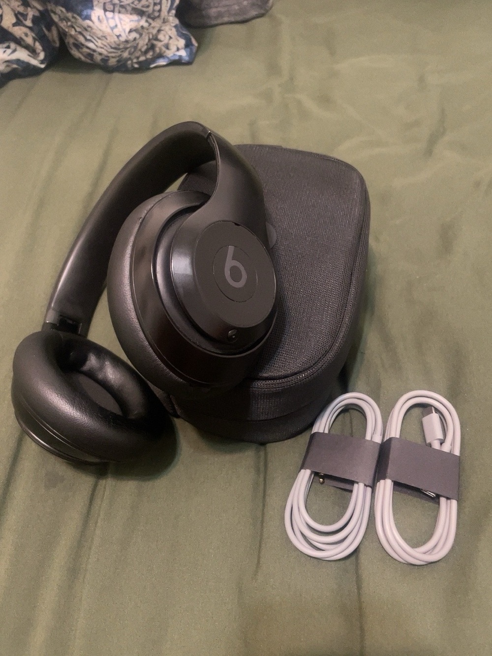 Beats Studio pro
